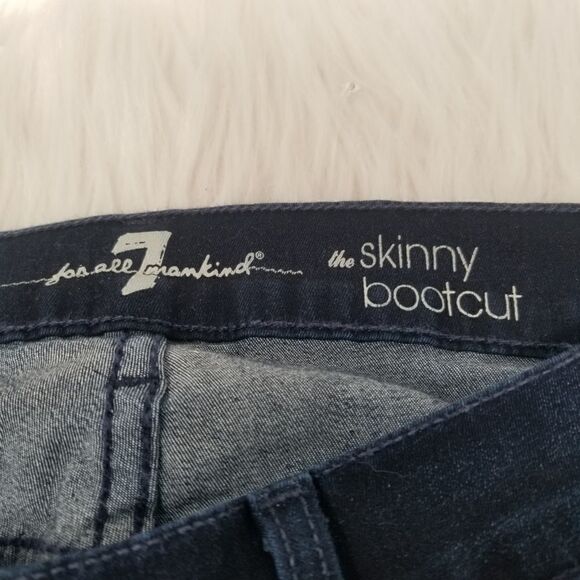 Seven For All Mankind, theskinny bootcut. Size 28. - Picture 13 of 15
